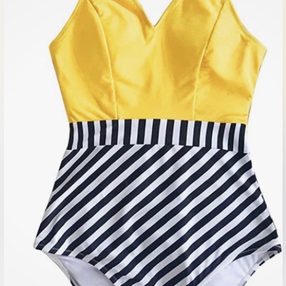 Cupshe Women’s Yellow V-Neck and Striped Bottom One-Piece Swimsuit Size L - Picture 6 of 7